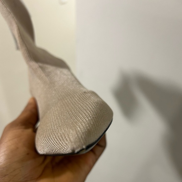 Zara Ladies Boot. - Picture 3 of 14